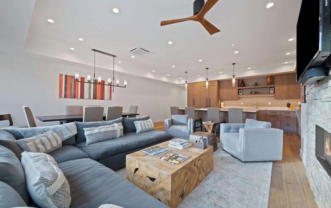 Photo of Livingroom in Vail
