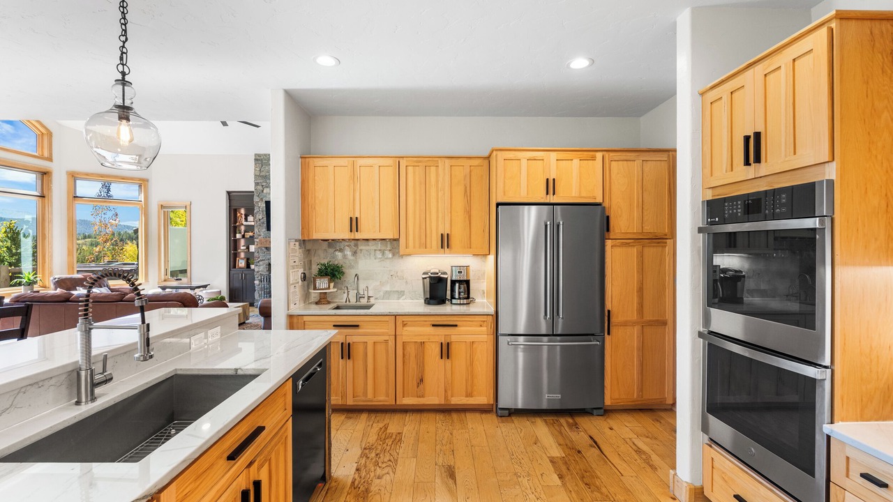 Photo of Kitchen in Elk Crossing