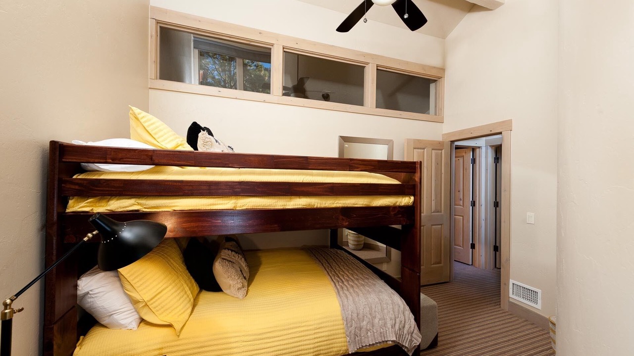 Photo of Bedroom in Purgatory