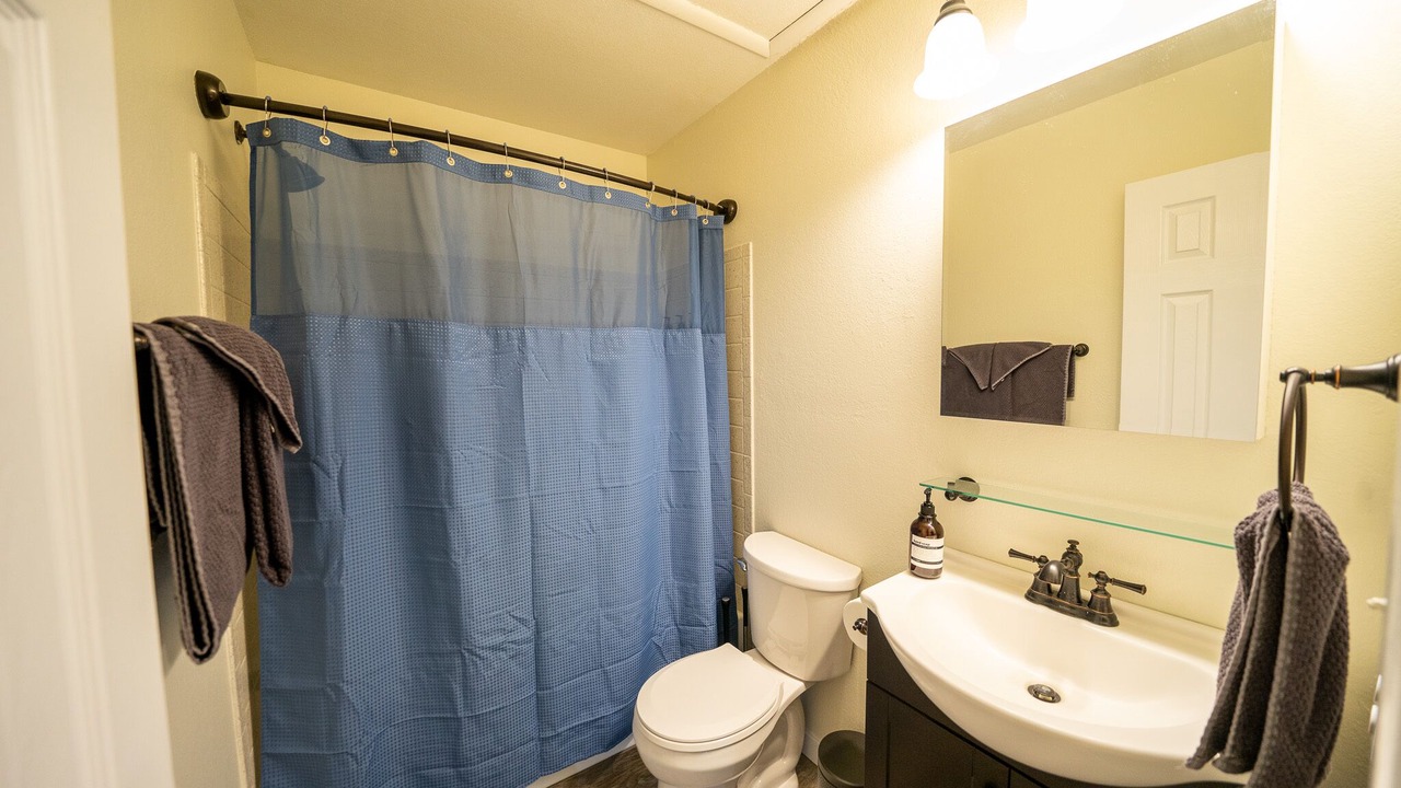 Photo of Bathroom in Fraser