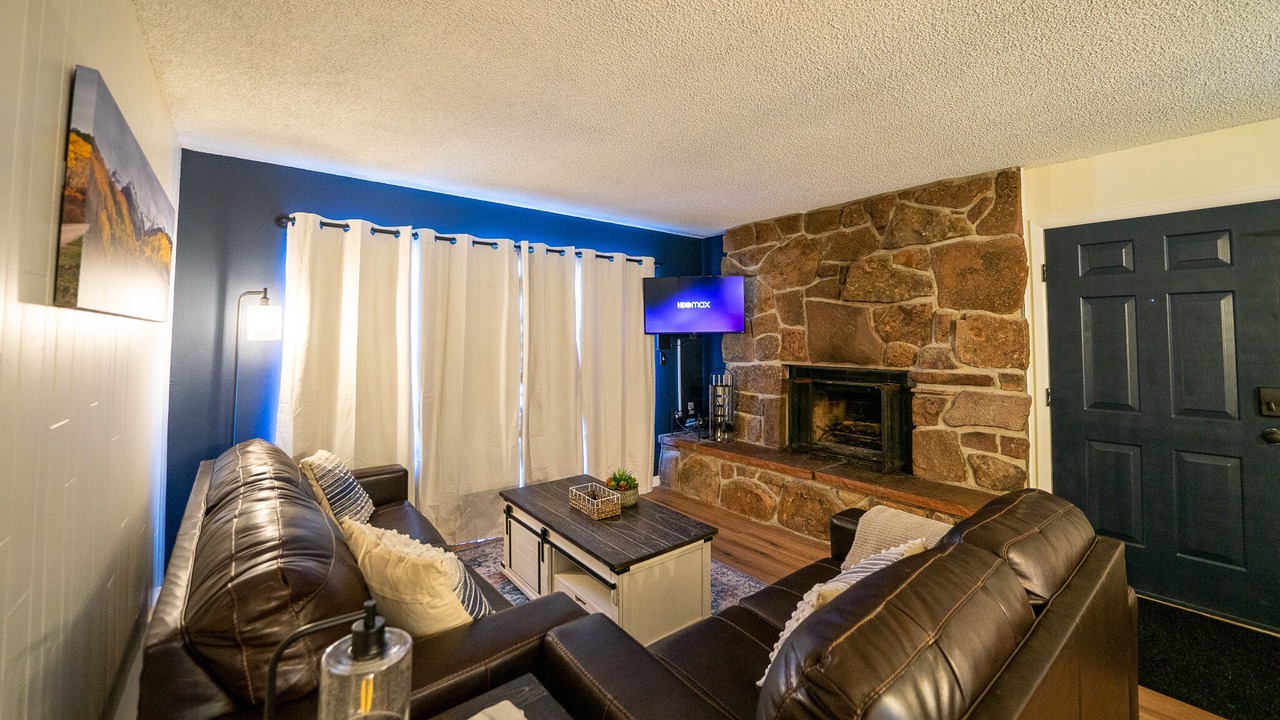 Photo of Livingroom in Fraser