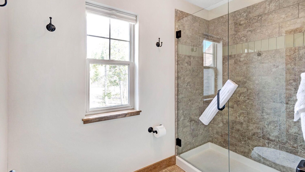 Photo of Bathroom in Rendezvous