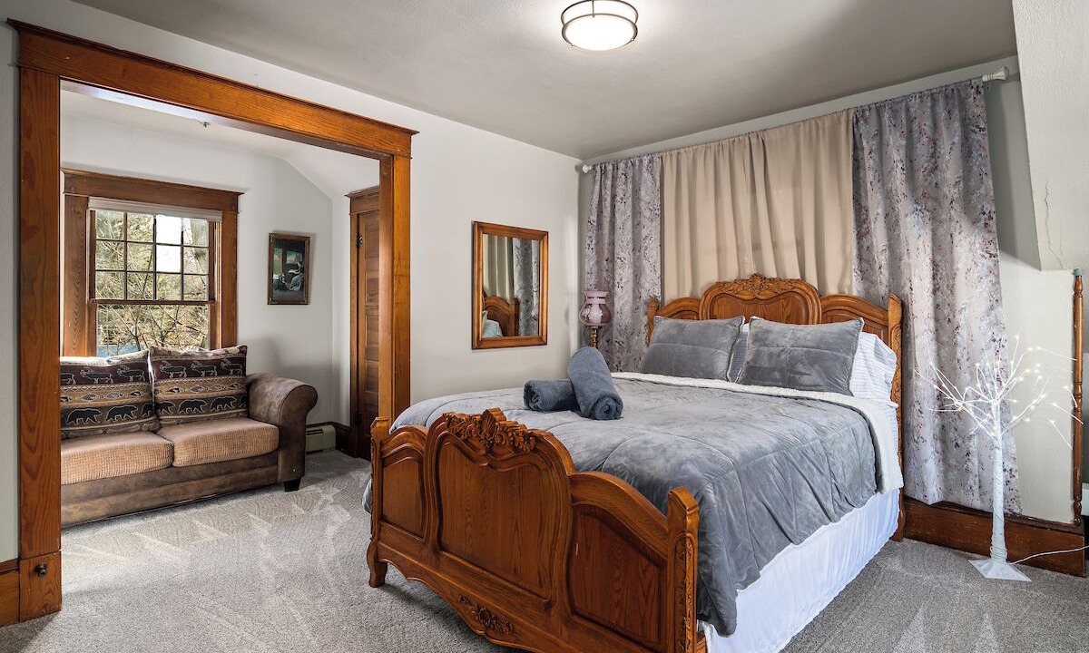 Photo of Bedroom in Old Town