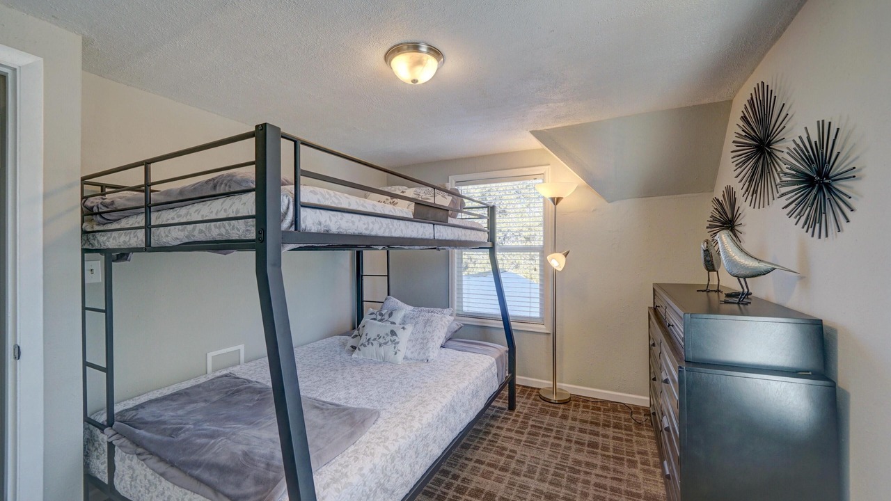 Photo of Bedroom in Leadville North