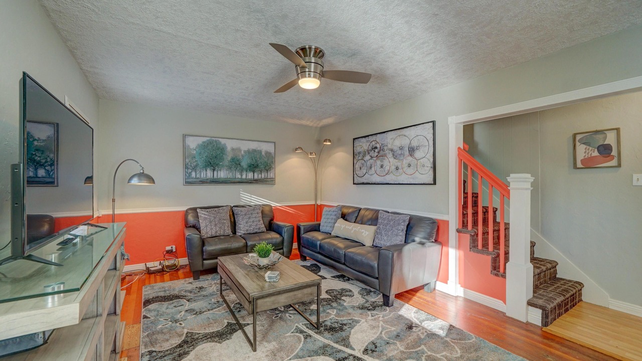 Photo of Livingroom in Leadville North