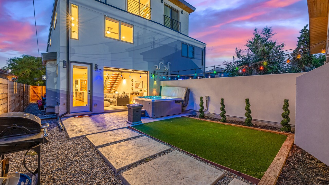 Photo of Patio Balcony in Overland