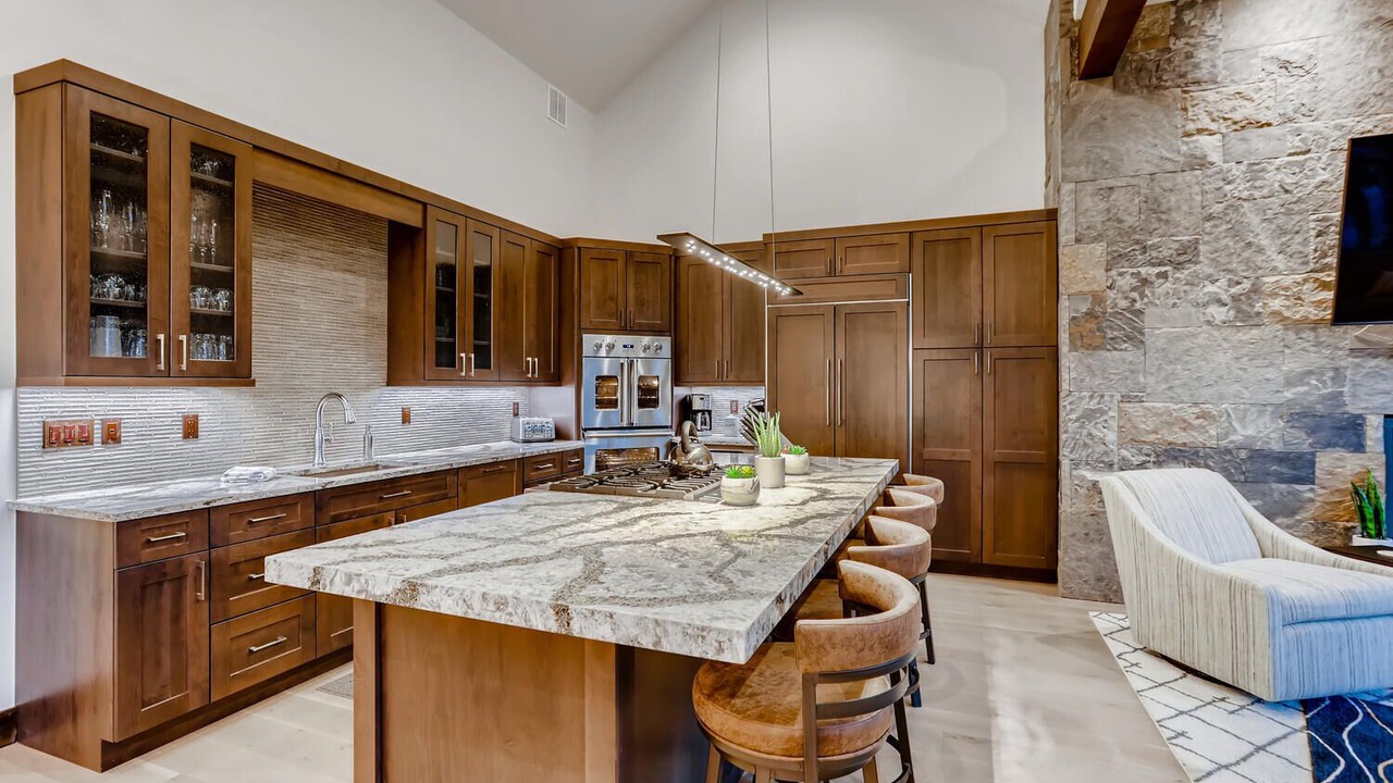 Photo of Kitchen in Peak 8
