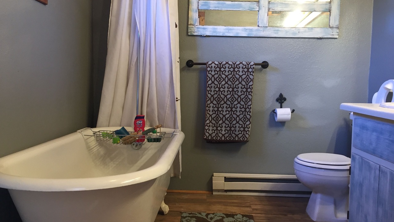 Photo of Bathroom in Mancos