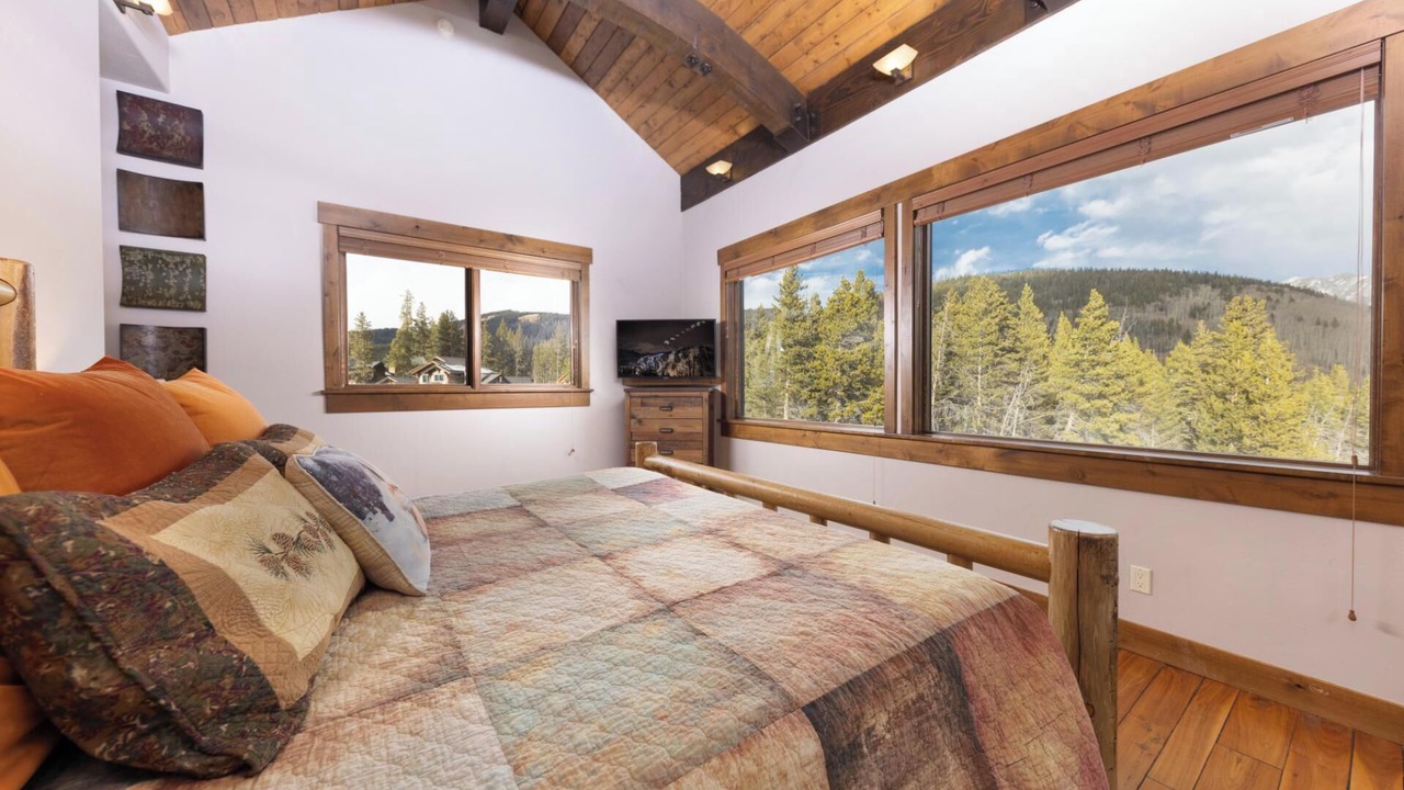 Photo of Bedroom in Copper Mountain
