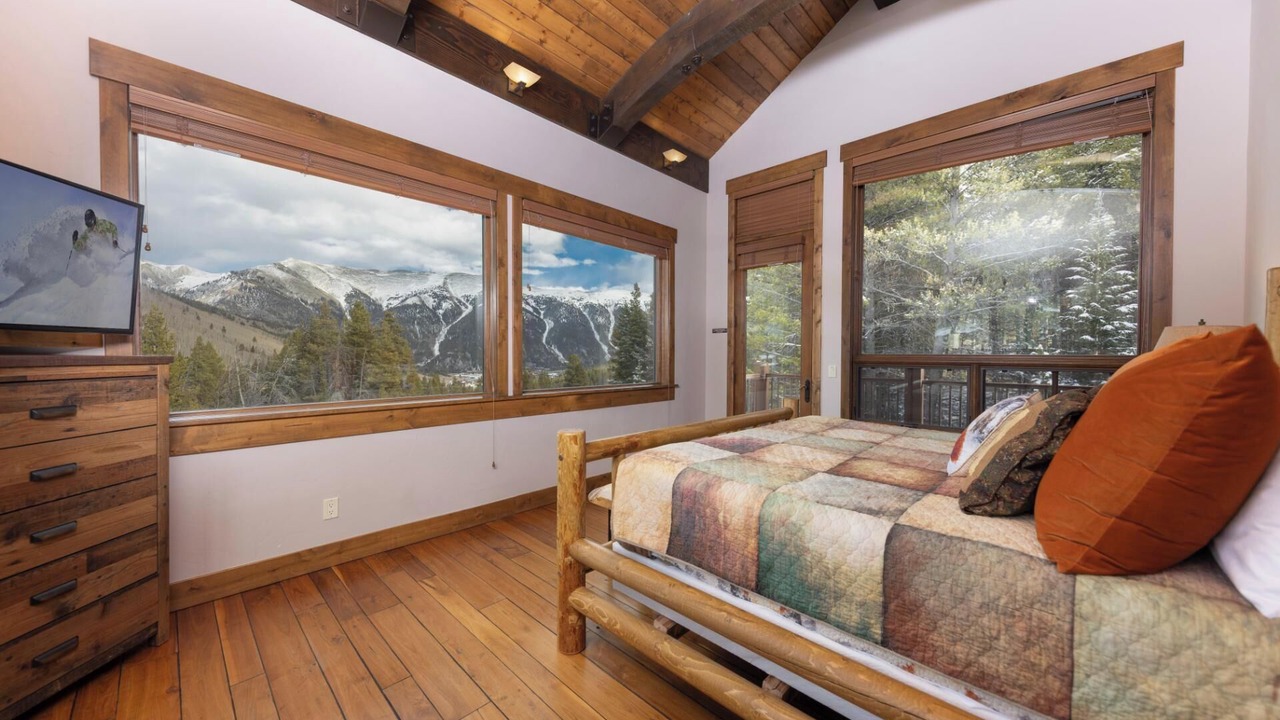 Photo of Bedroom in Copper Mountain