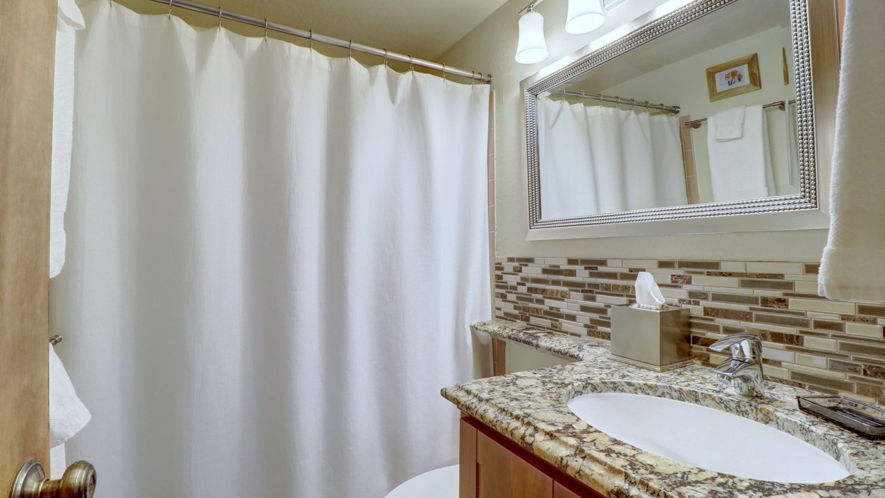 Photo of Bathroom in Frisco