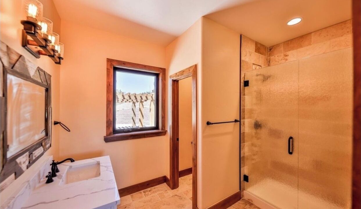 Photo of Bathroom in Grand Lake