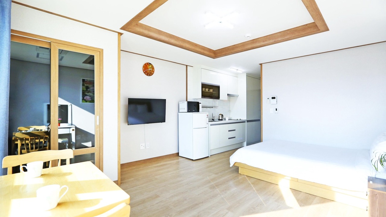 Photo of Bedroom in Daecheon-dong