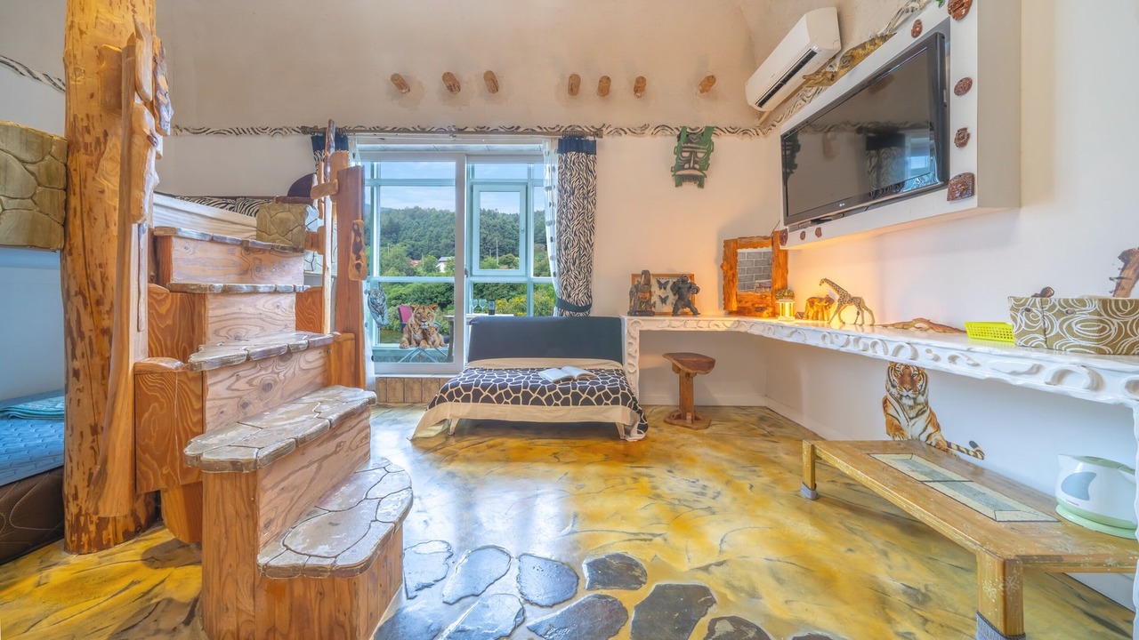 Photo of Bedroom in Buk