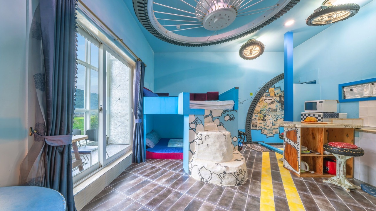 Photo of Bedroom in Buk