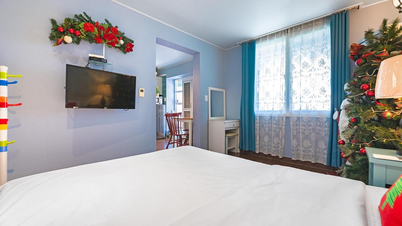 Photo of Bedroom in Toseong