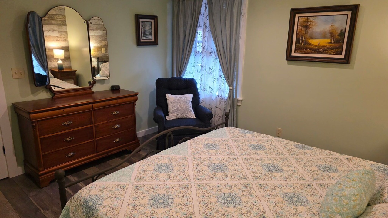 Photo of Bedroom in Florissant