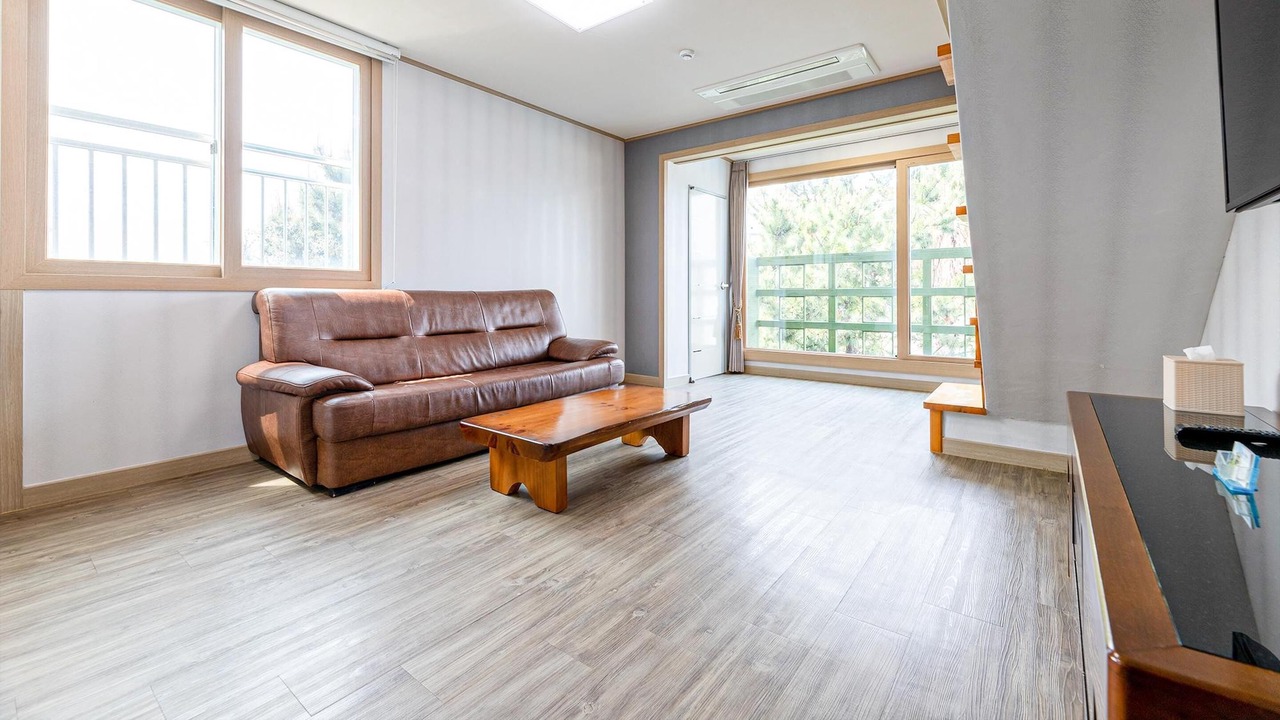 Photo of Bedroom in Downtown