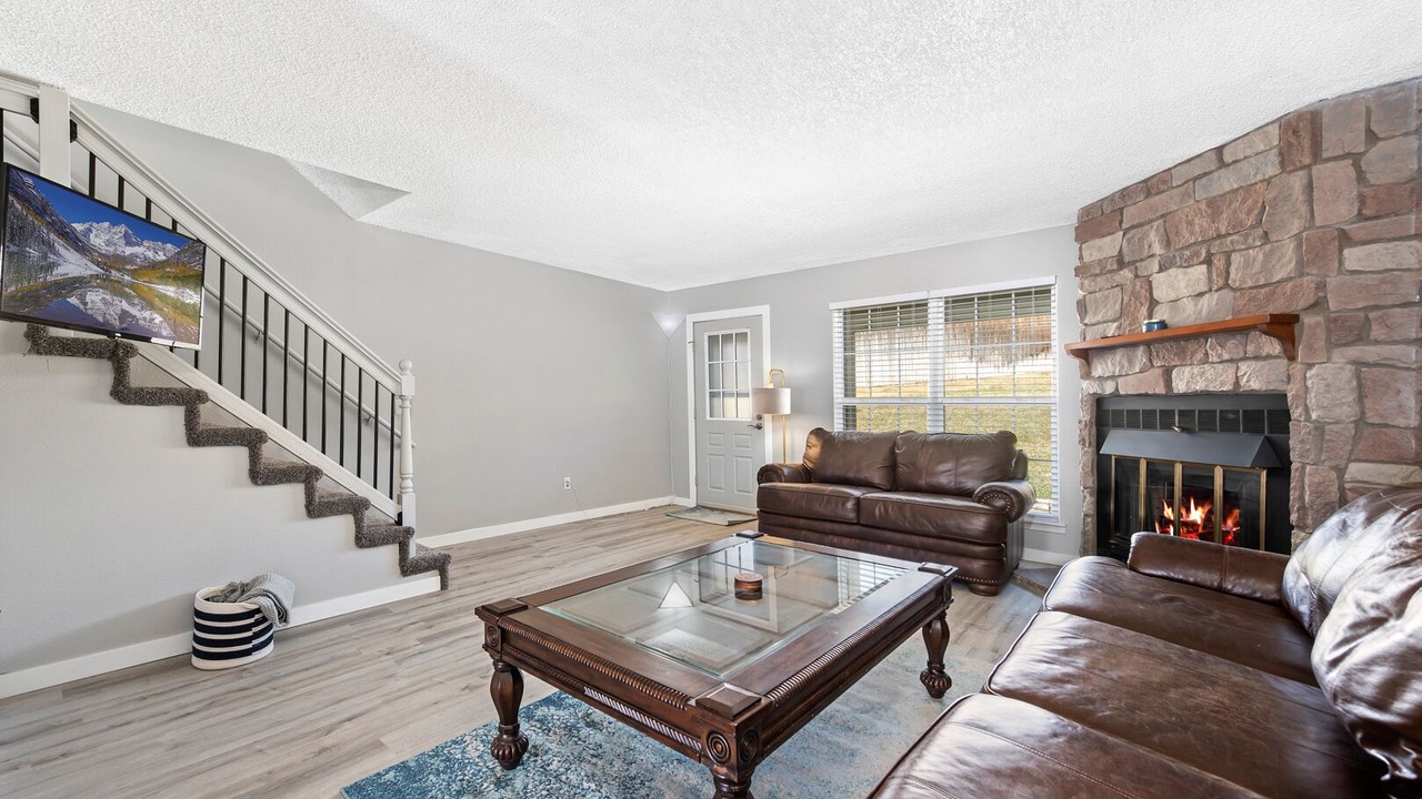 Photo of Livingroom in Downtown