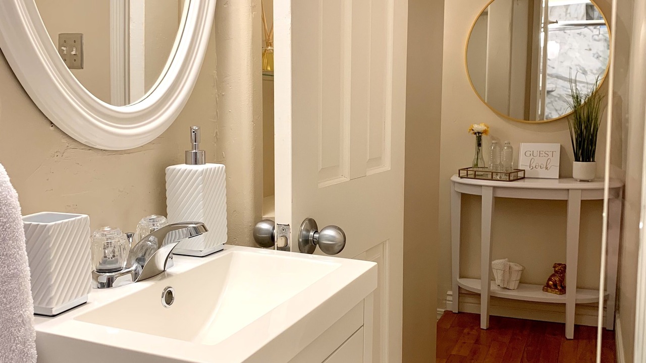 Photo of Bathroom in Cheesman Park