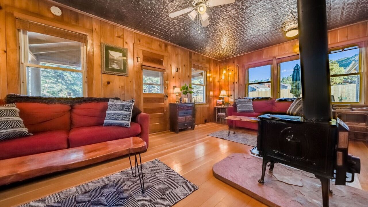Photo of Livingroom in Estes Park