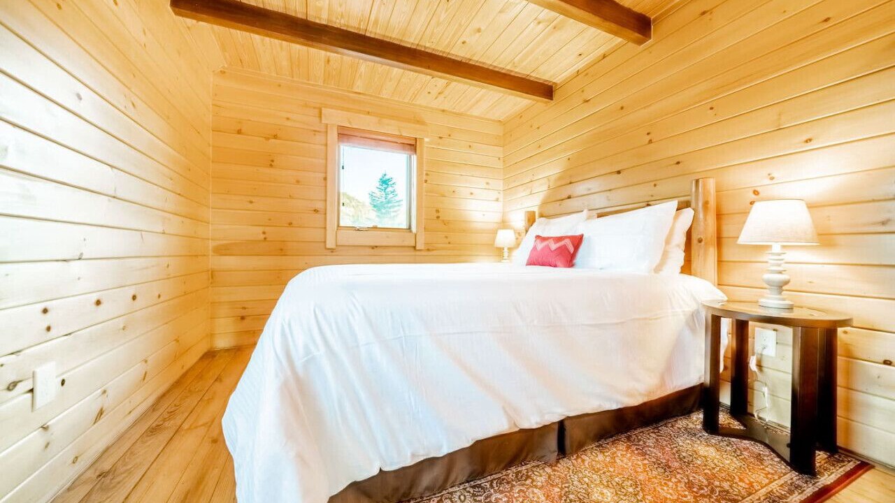 Photo of Bedroom in Estes Park