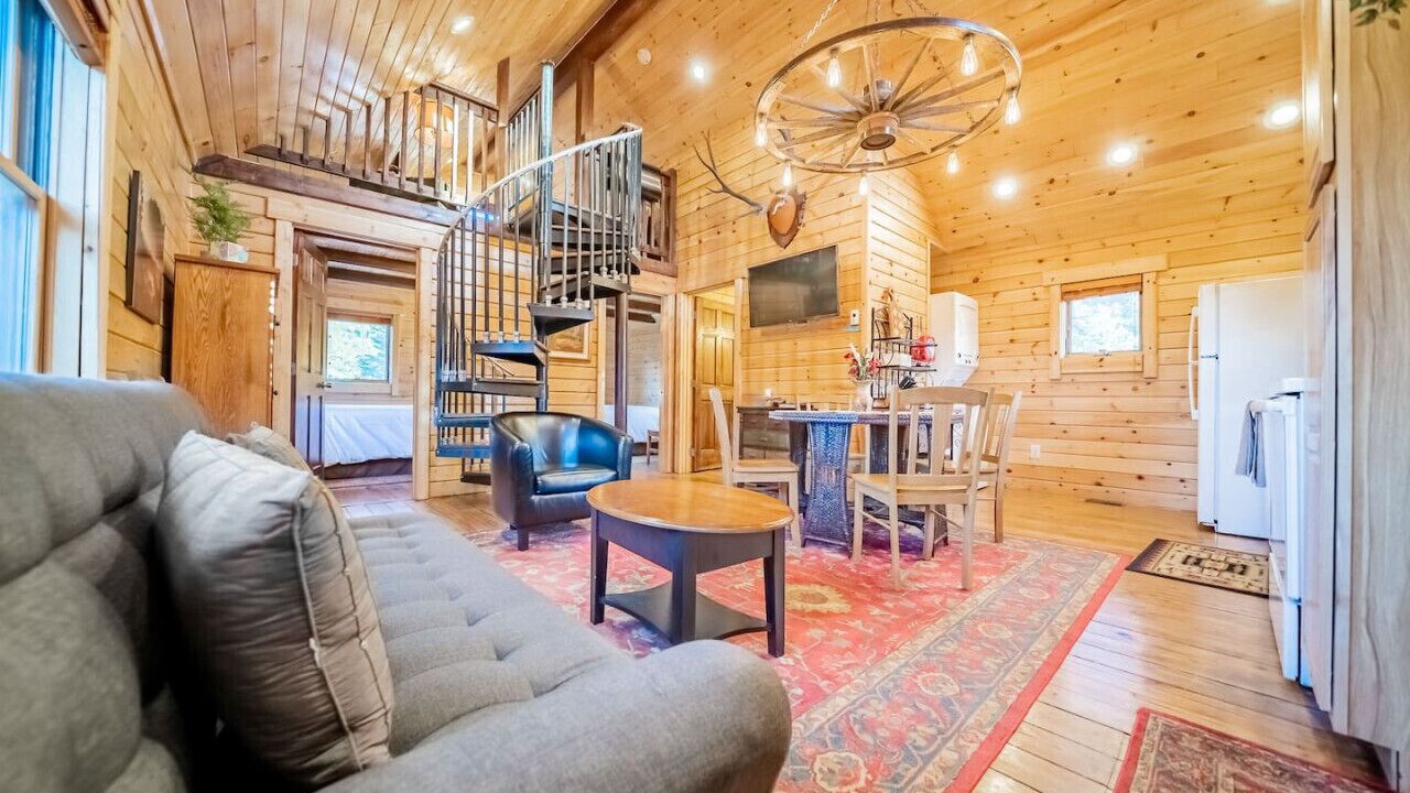 Photo of Livingroom in Estes Park