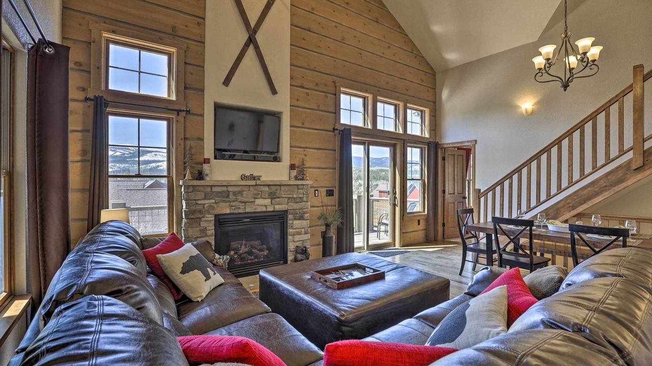 Photo of Livingroom in Rendezvous