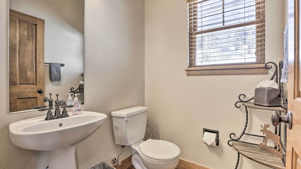 Photo of Bathroom in Rendezvous