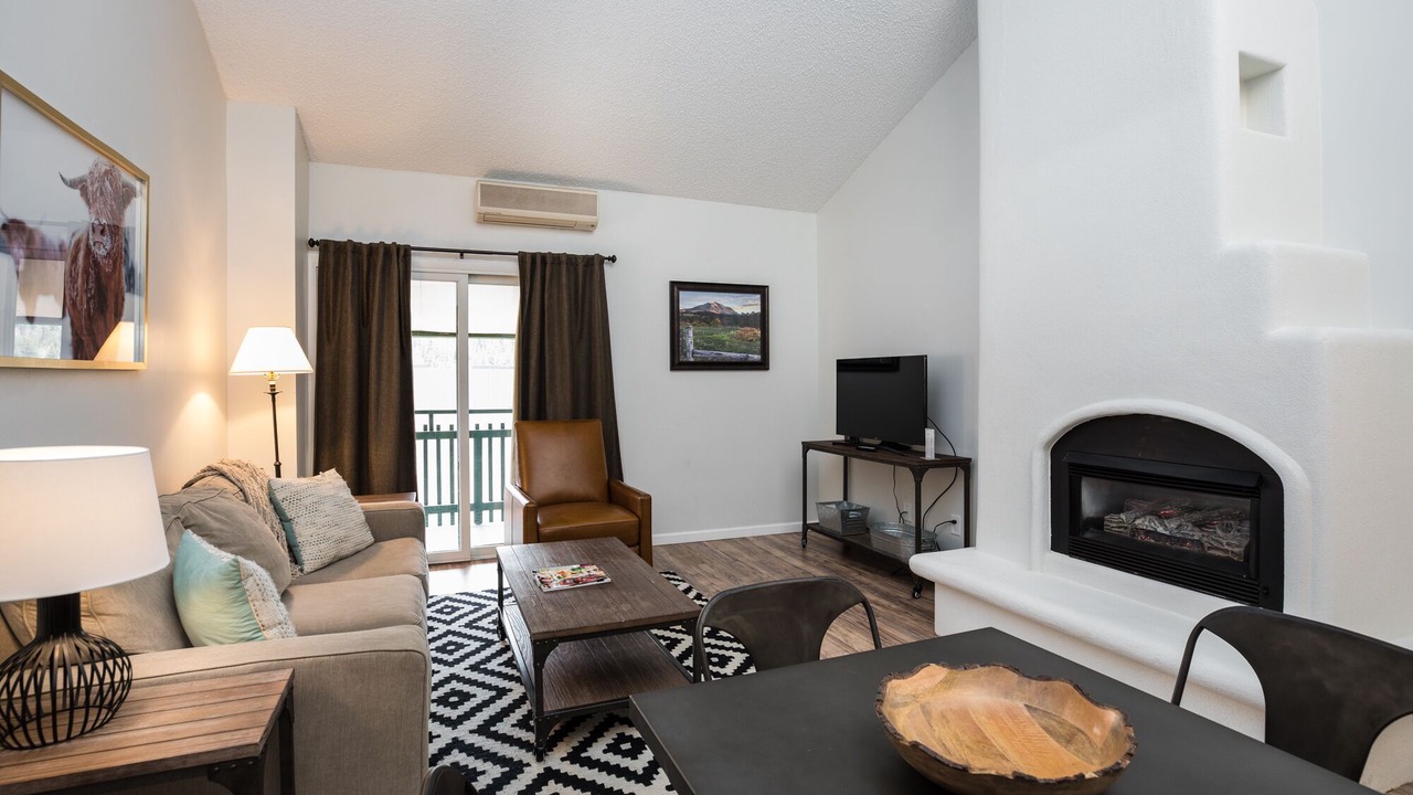 Photo of Livingroom in Vail