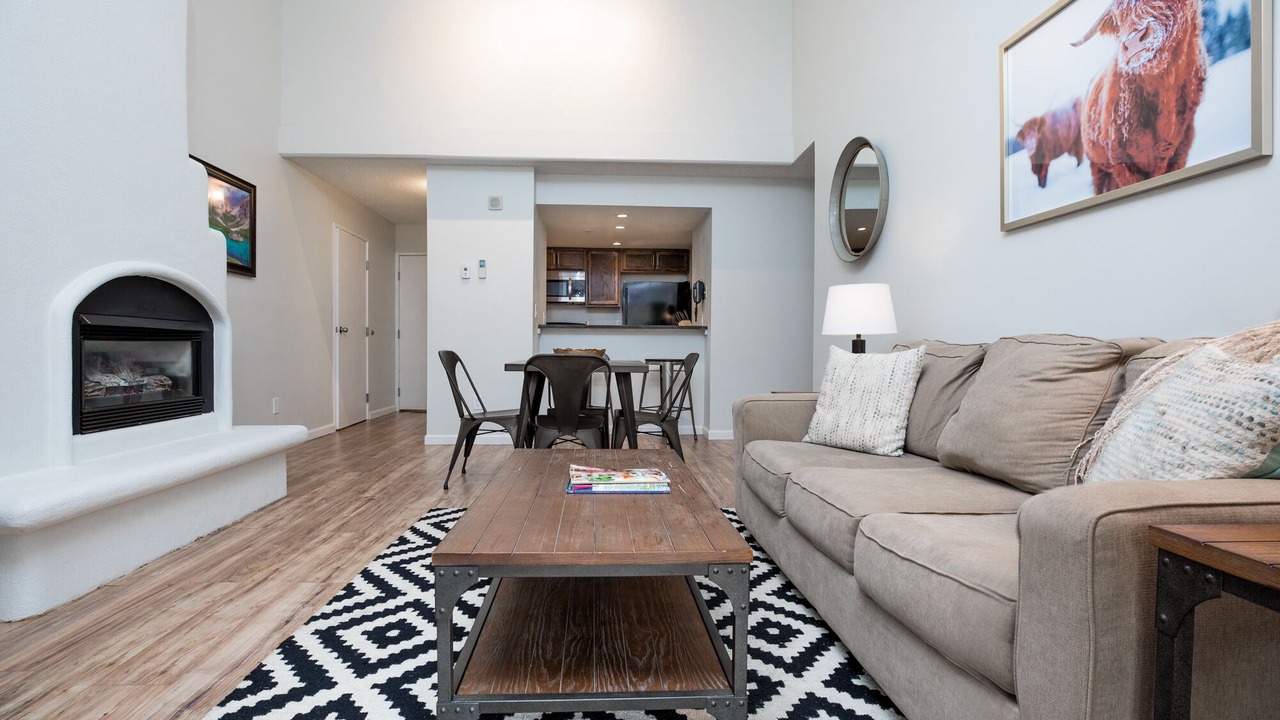 Photo of Livingroom in Vail