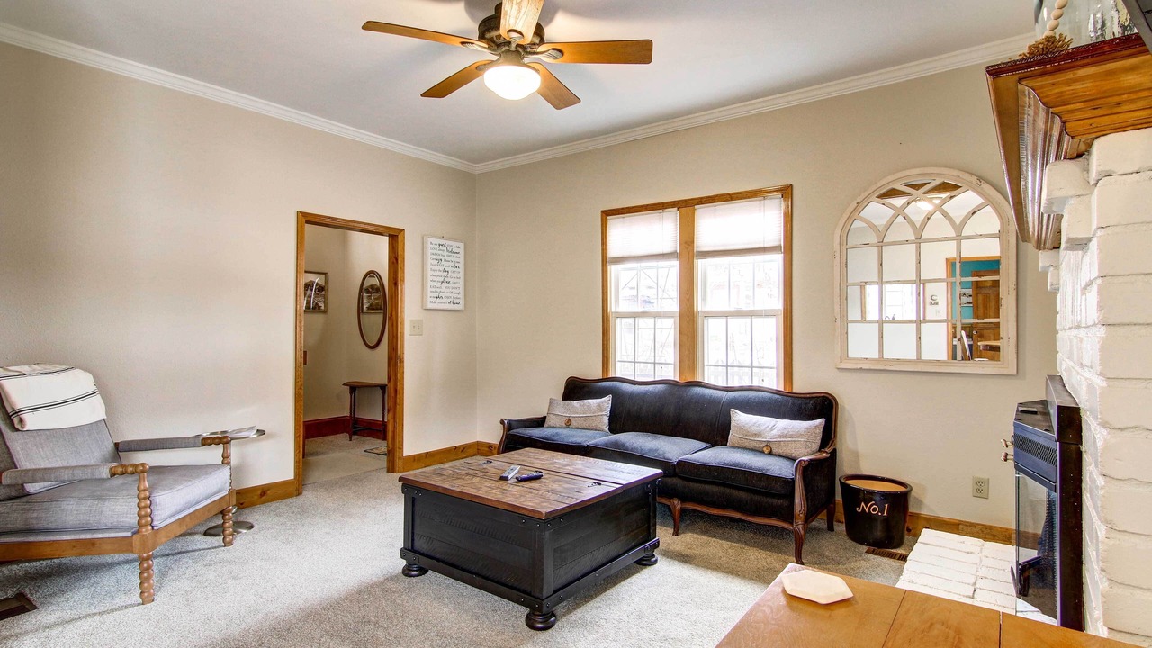 Photo of Bedroom in Monument