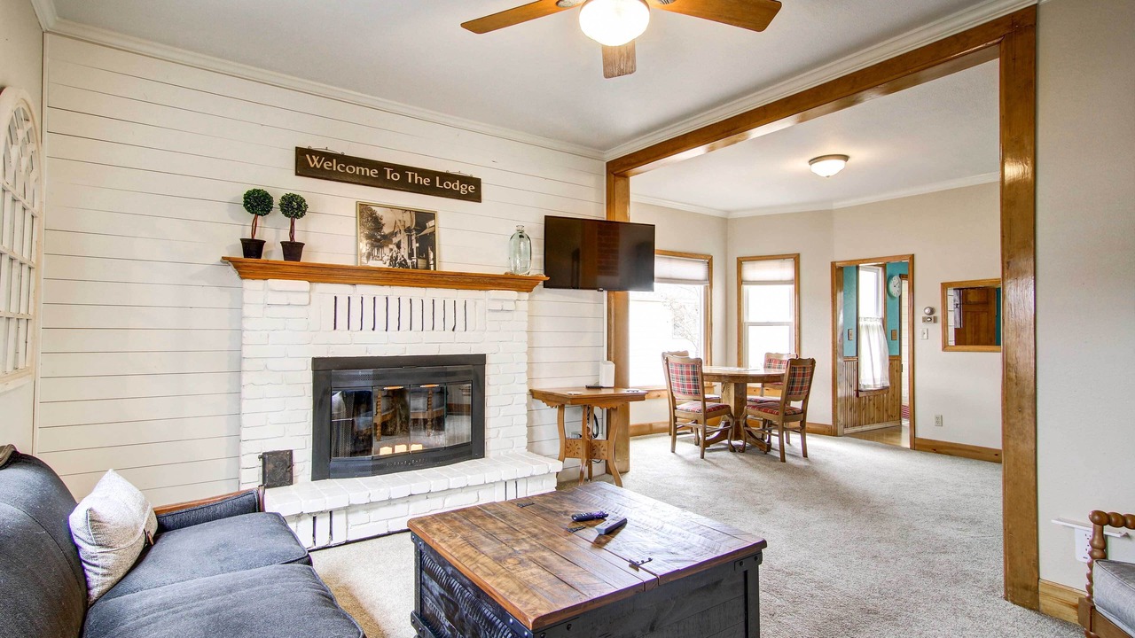 Photo of Livingroom in Monument