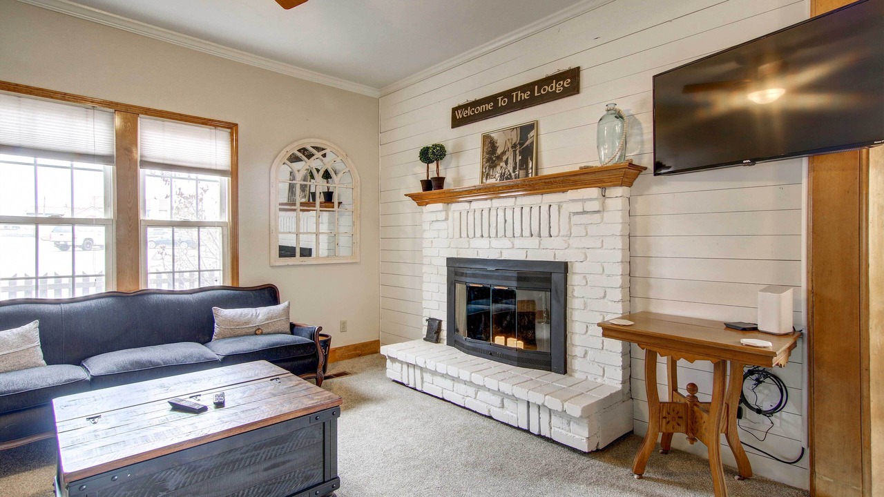 Photo of Bedroom in Monument