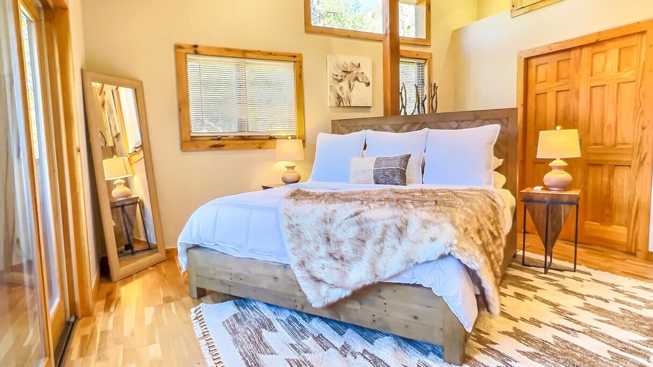 Photo of Bedroom in Hermosa