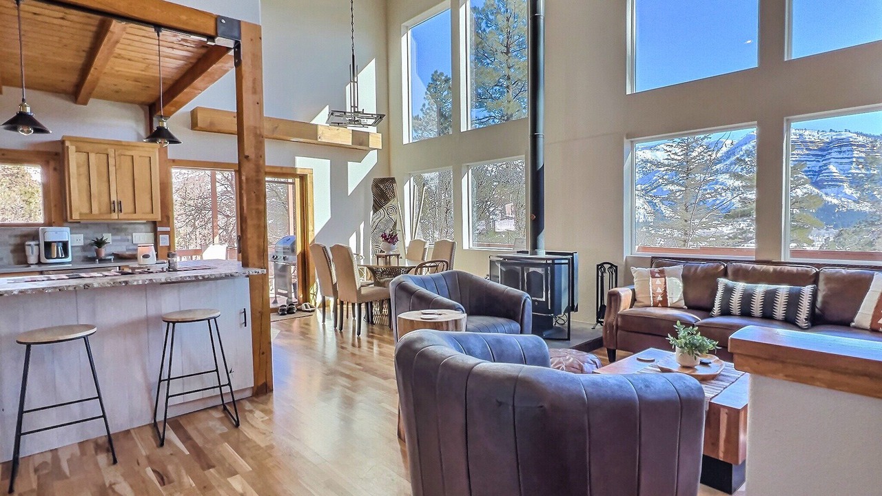 Photo of Livingroom in Hermosa