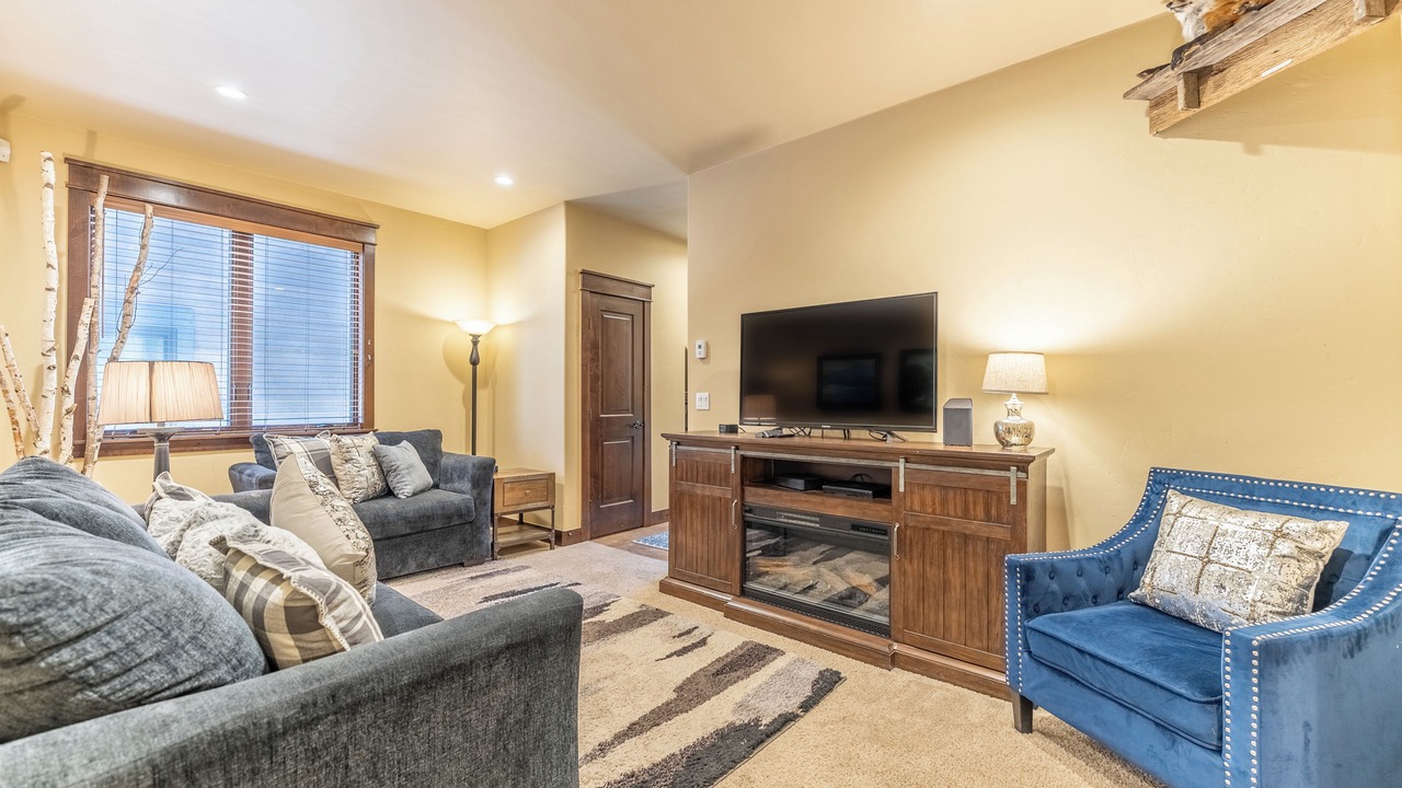 Photo of Bedroom in River Run