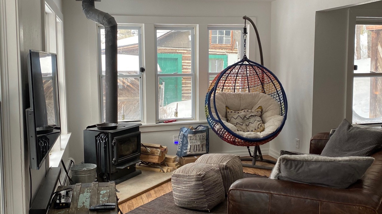 Photo of Livingroom in Rollinsville