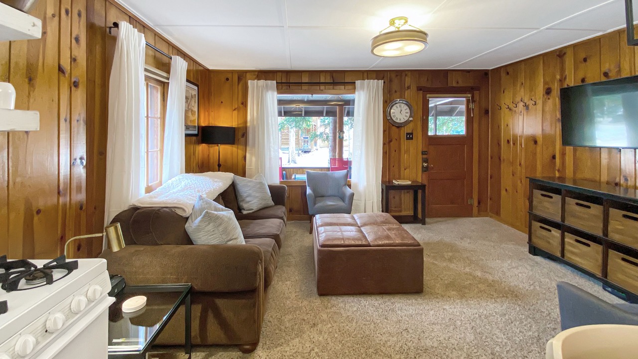 Photo of Livingroom in Grand Lake