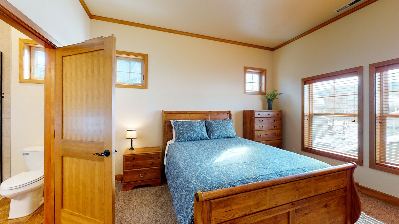 Photo of Bedroom in Dover Bay