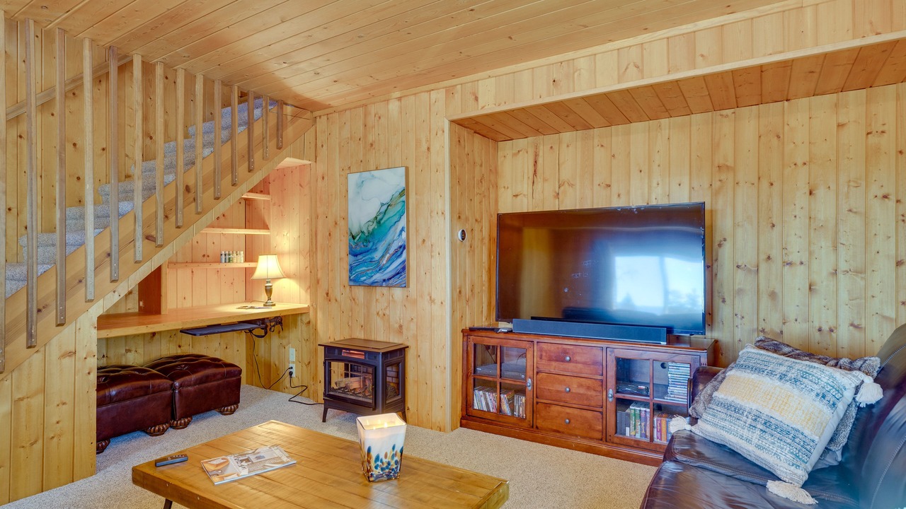 Photo of Livingroom in Lake George