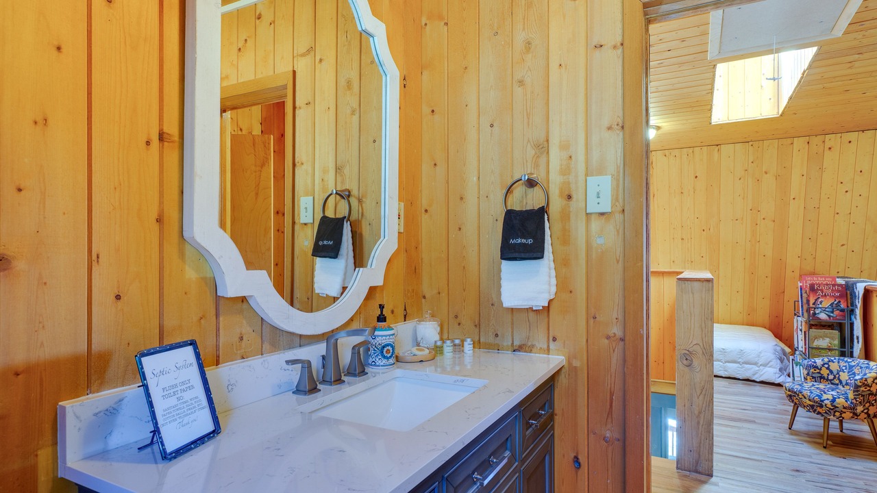 Photo of Bathroom in Lake George
