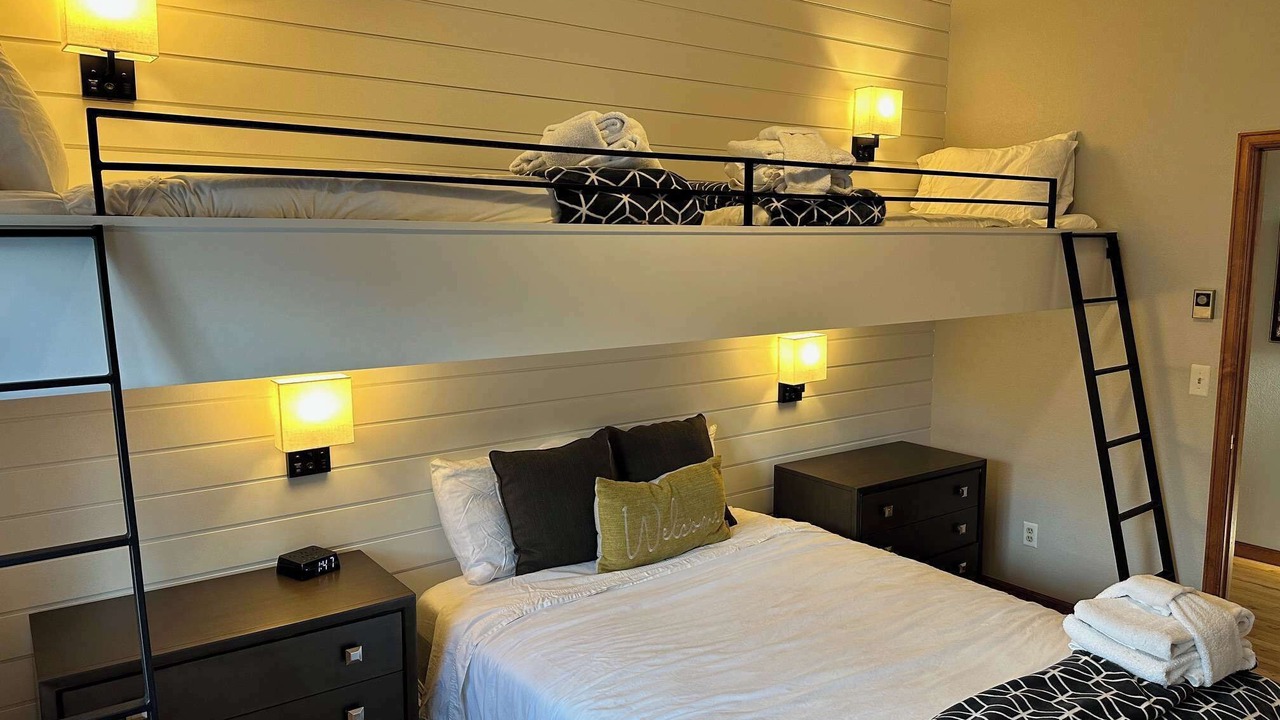 Photo of Bedroom in Warrior's Mark West