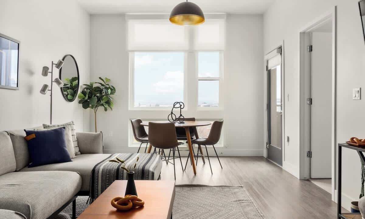 Photo of Livingroom in Highland