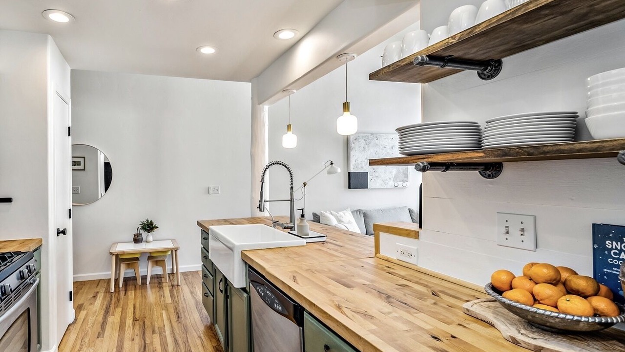 Photo of Kitchen in Edwards