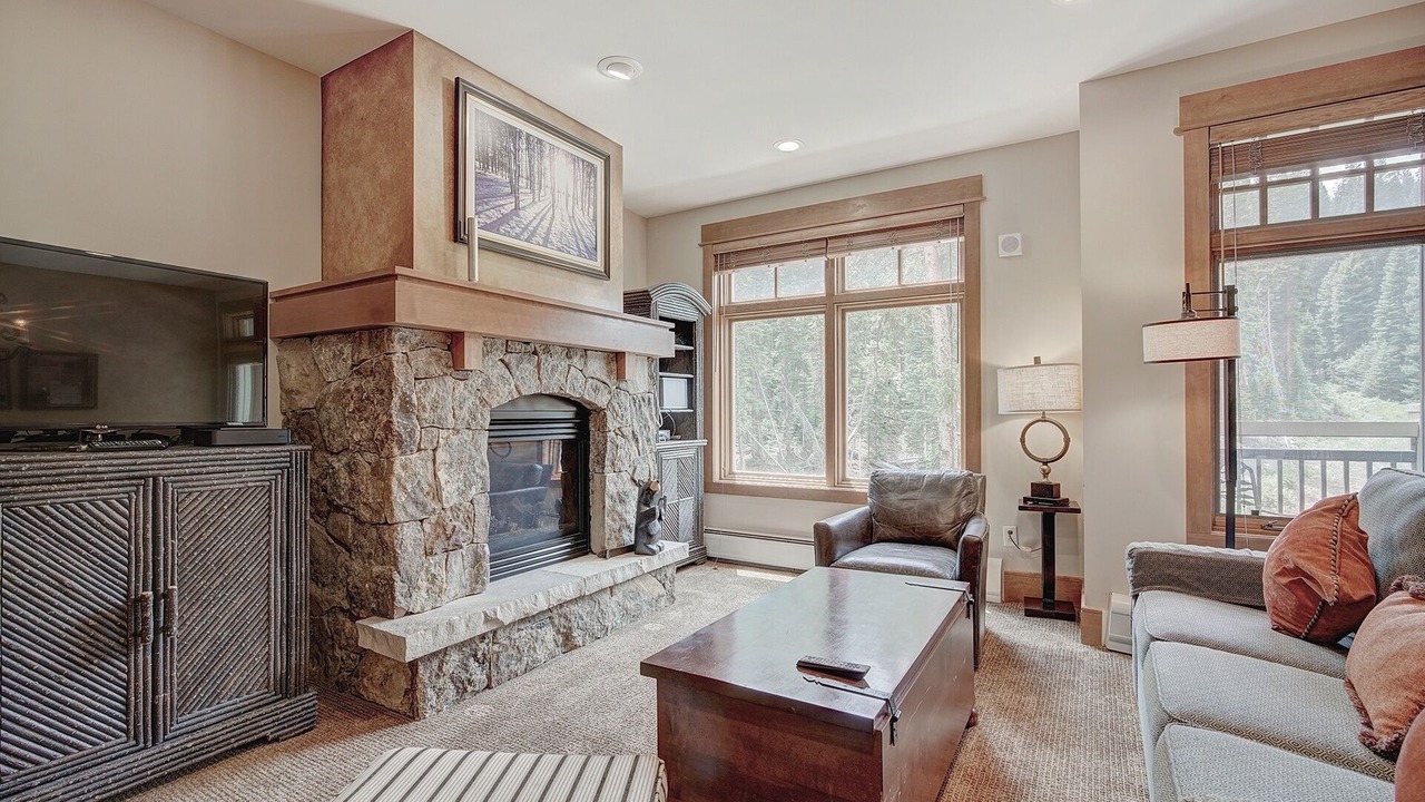 Photo of Bedroom in River Run