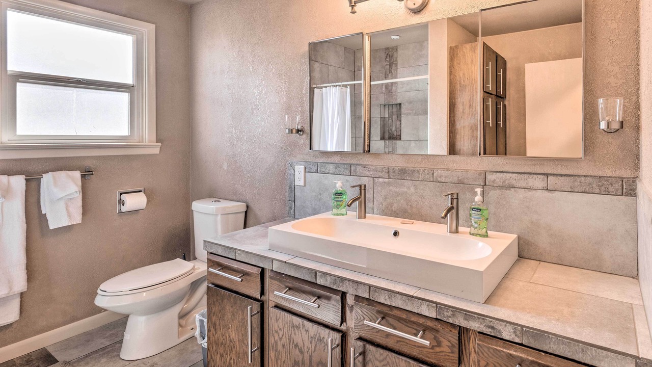 Photo of Bathroom in Skyway