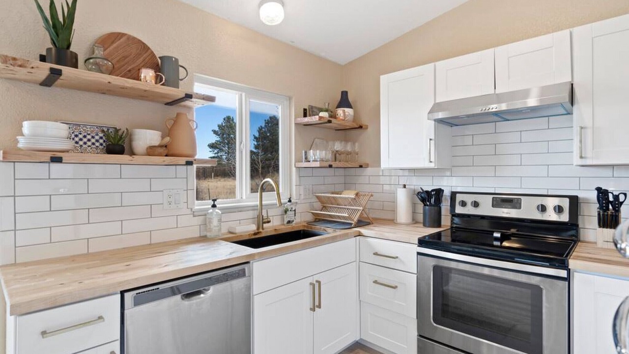 Photo of Kitchen in Monument