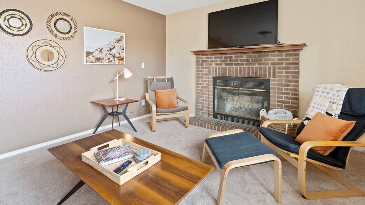 Photo of Livingroom in Monument