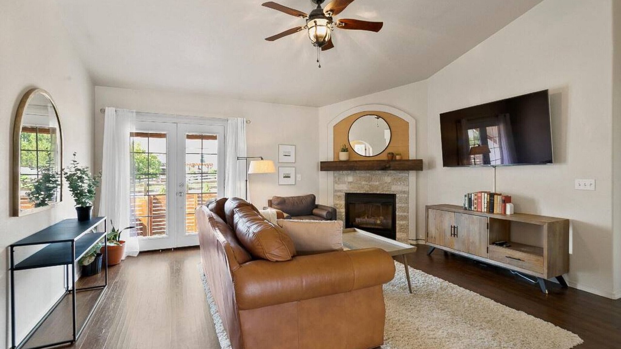 Photo of Livingroom in Monument